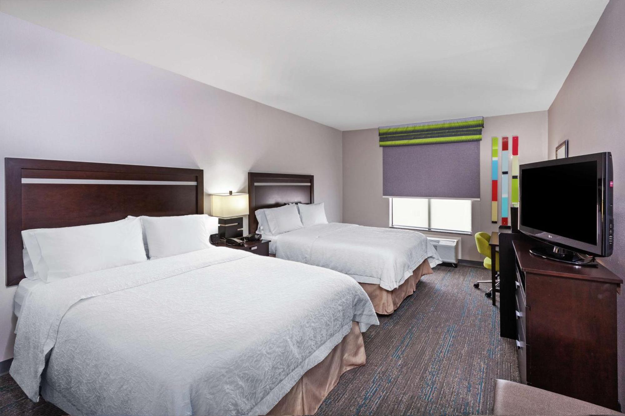 Hampton Inn & Suites Houston/League City Exterior photo