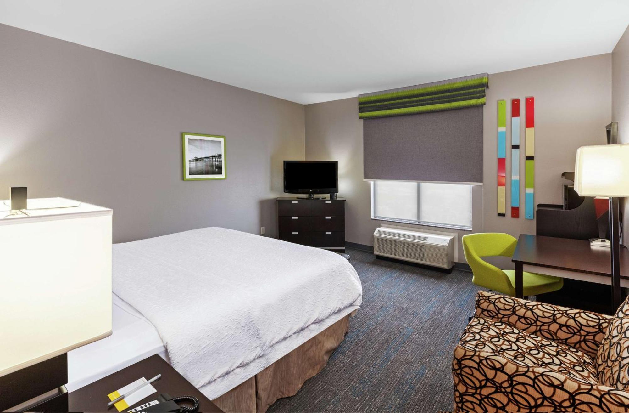 Hampton Inn & Suites Houston/League City Exterior photo